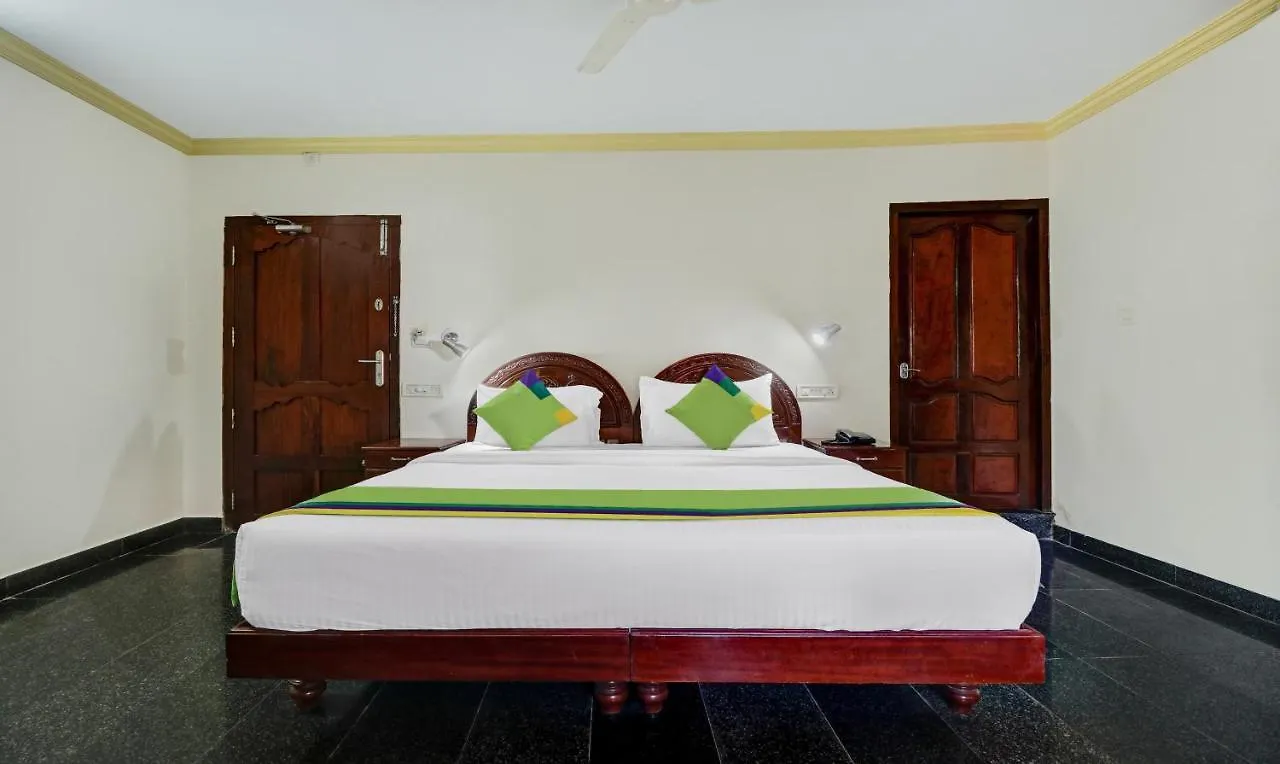 Itsy Hotels The Waters Edge Beach Resort Kovalam