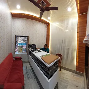 Teerth 3*, Varanasi India